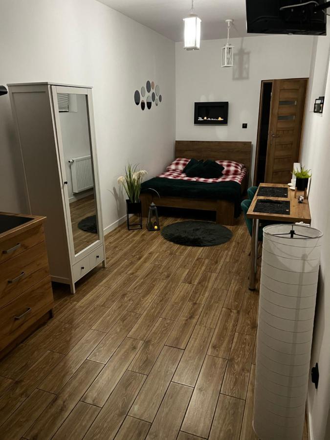 Hostel Suchedniów Buitenkant foto